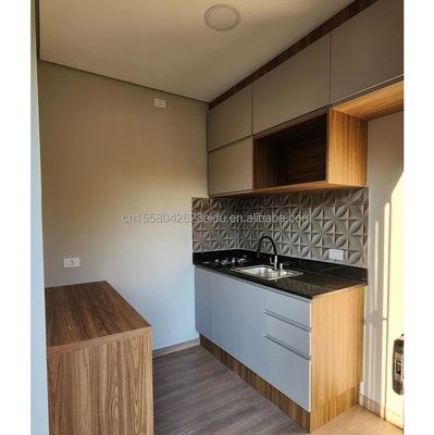主な構造 鋼鉄の角管を電圧した 屋外用フラットパックコンテナ 現代のデザイン プリファブリックコンテナハウス