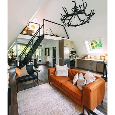 鋼鉄構造 三角木造の家