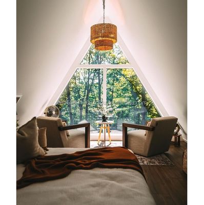 鋼鉄構造 三角木造の家